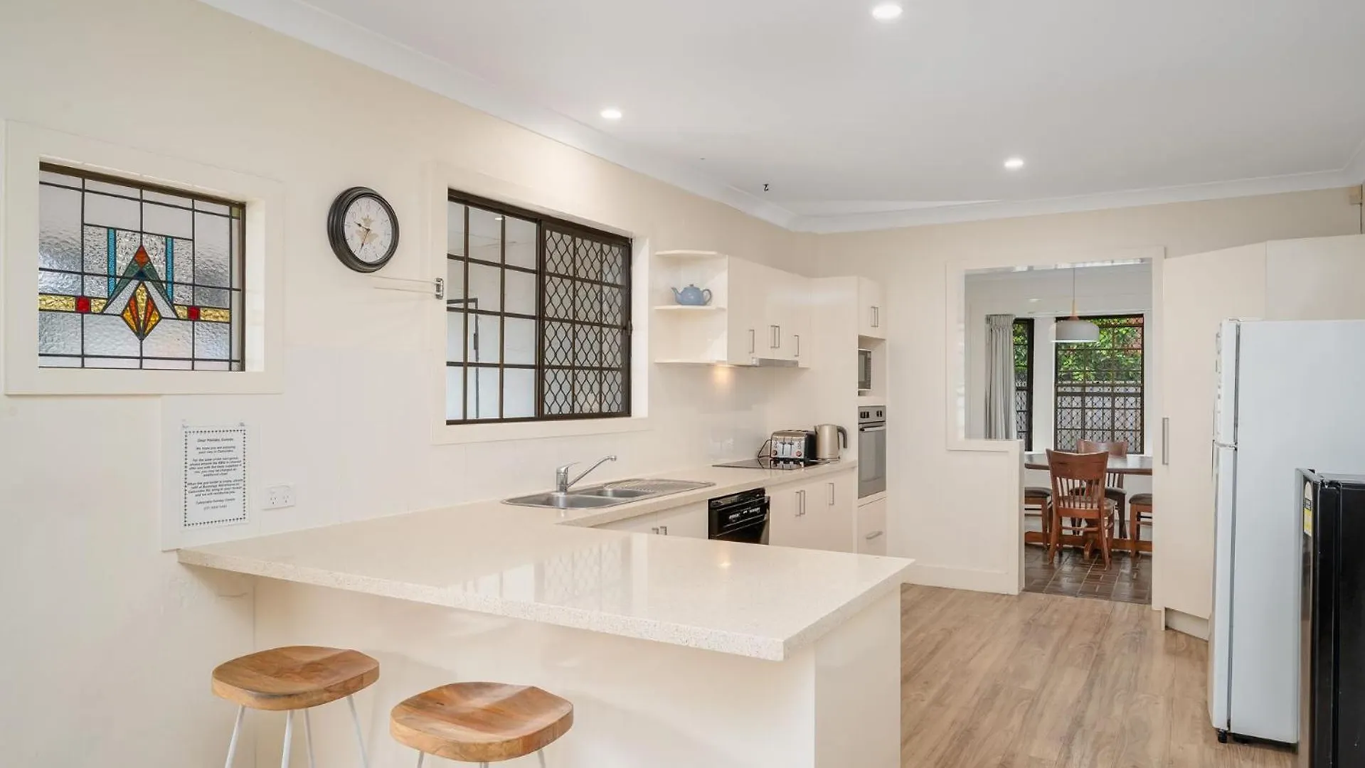 Lake House Kawana Waters Holiday home