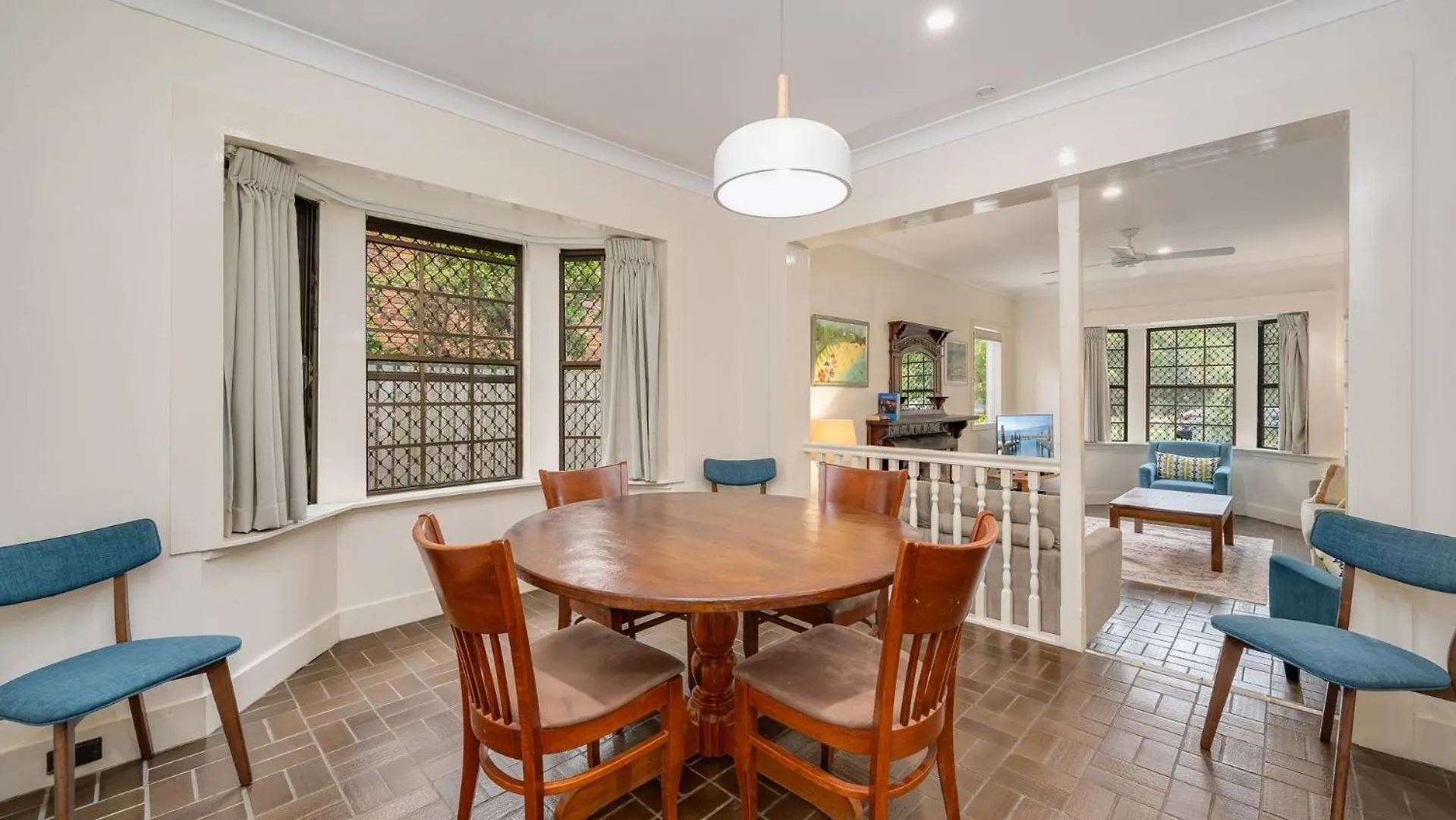 Holiday home Lake House Kawana Waters Australia