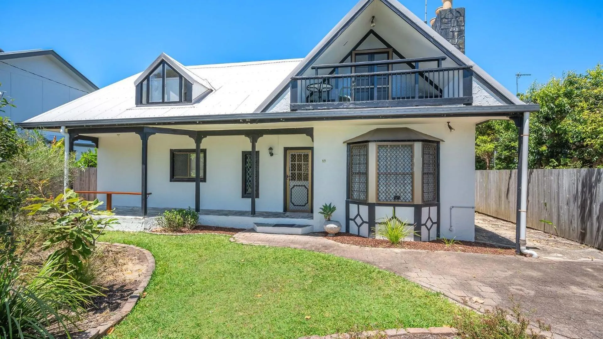 Holiday home Lake House Kawana Waters