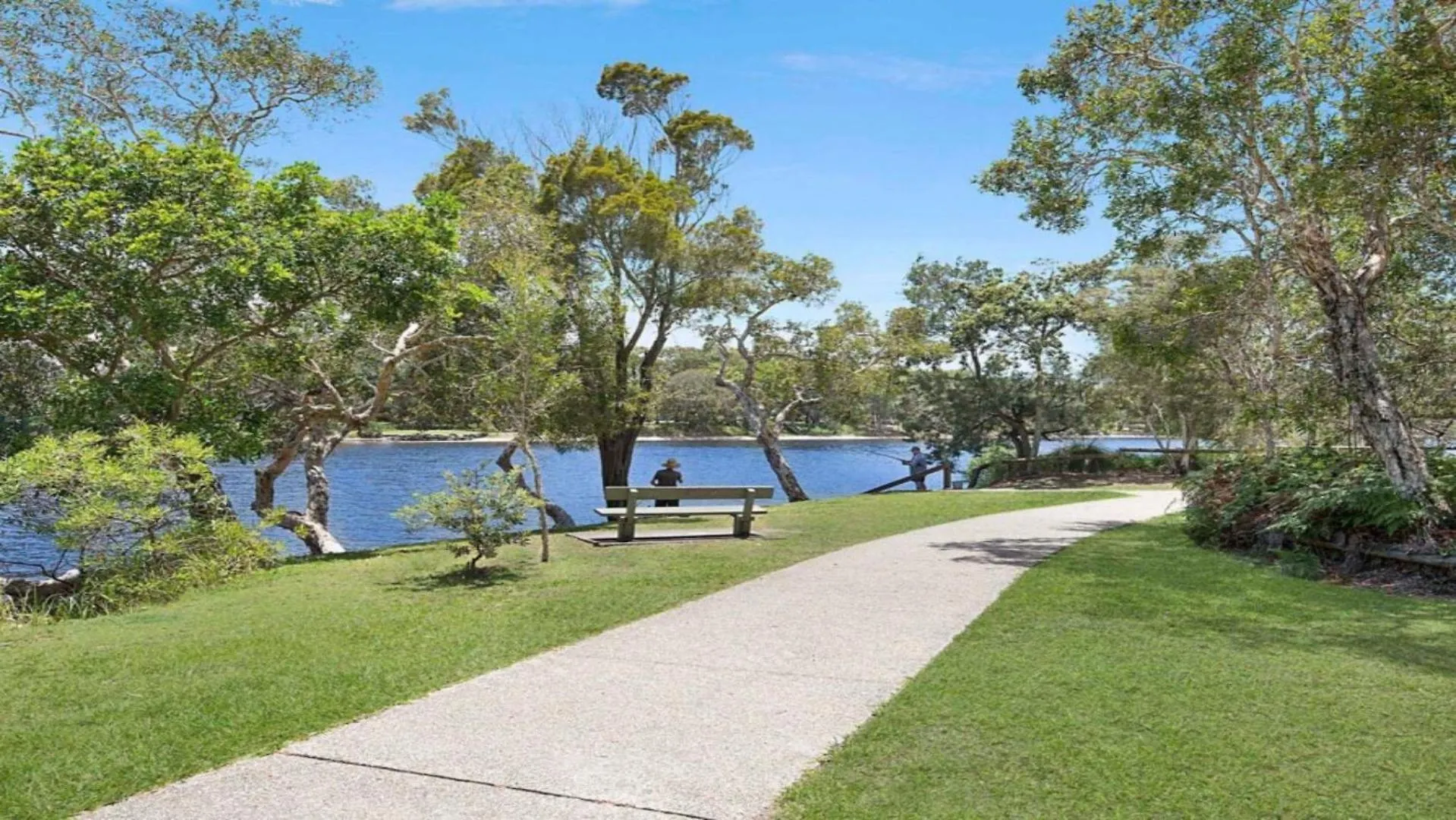 Lake House location